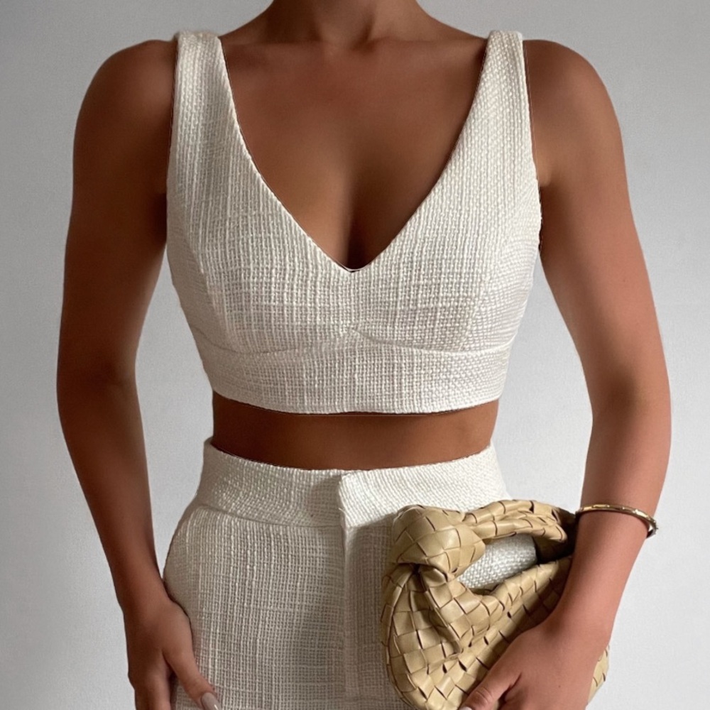 ShowPo Crop Top